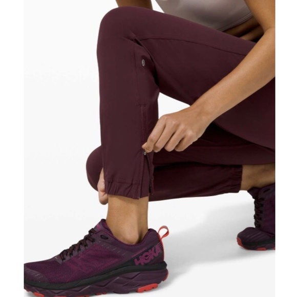 Lululemon Women's Adapted State Jogger Plum Size 8 - Picture 3 of 14